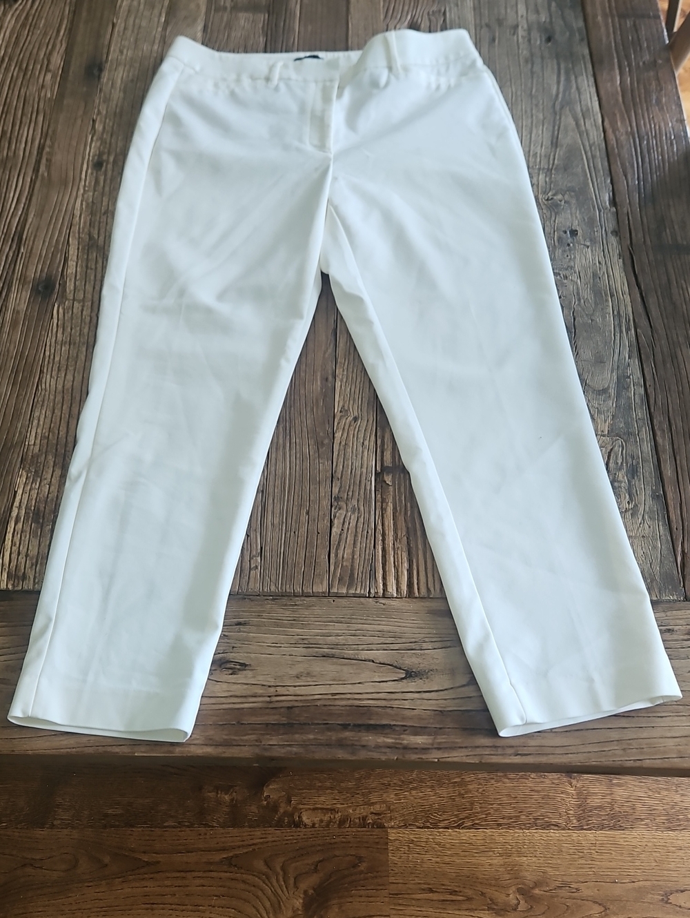 White House Black Market Off White Pants Size 8